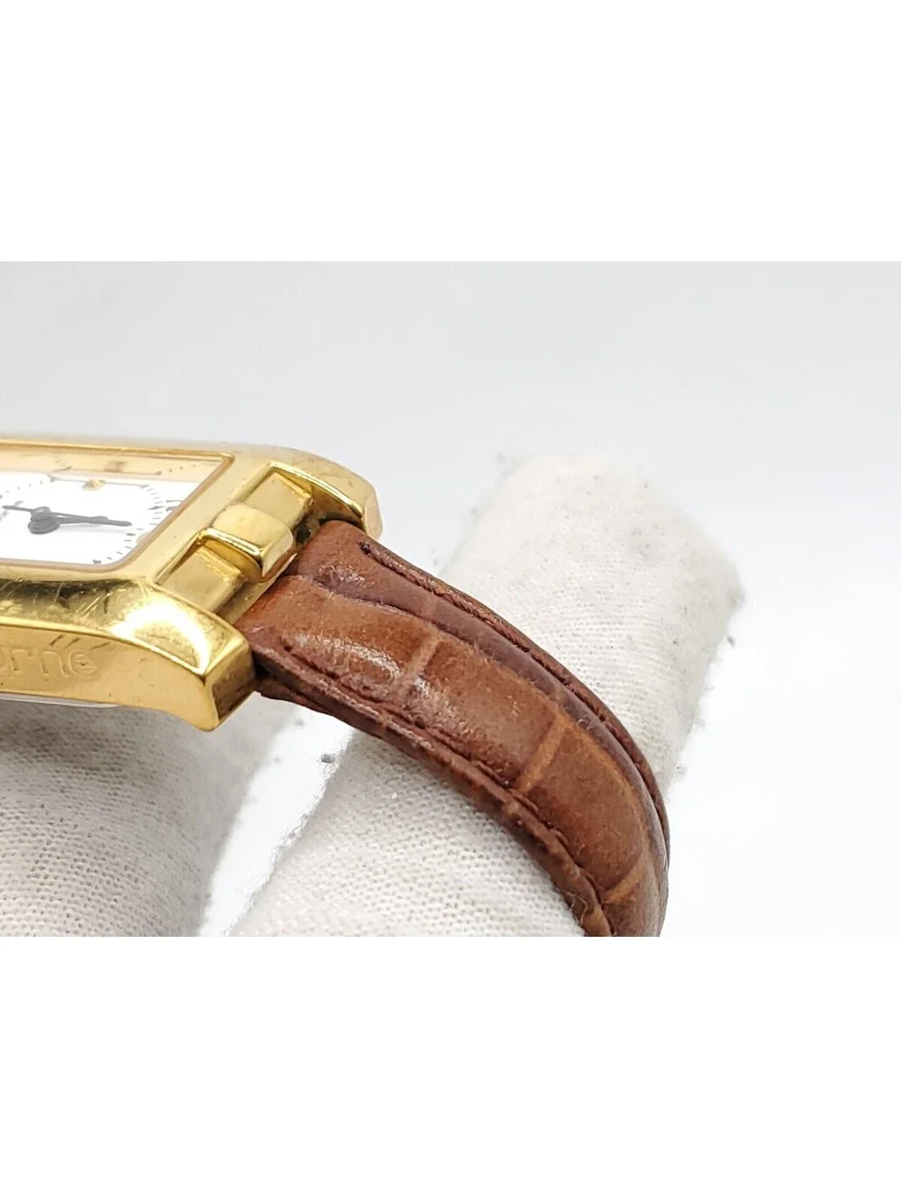 Liz Claiborne Quartz Watch Women New Battery Gold Tone White Date Dial Rectangle